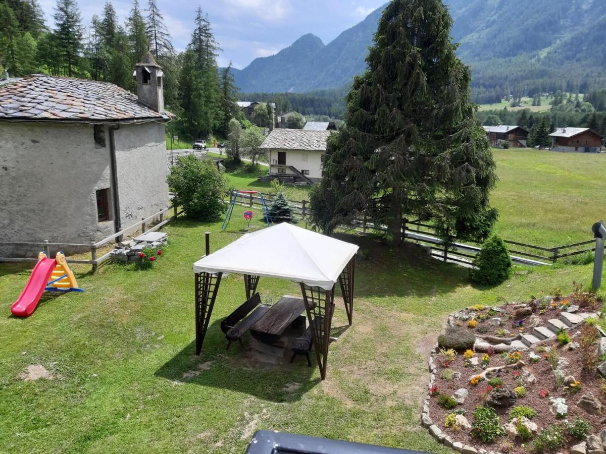 La Rondine - Appartamento Panoramico 6 Posti Letto In Villetta ชัมโปลุก ภายนอก รูปภาพ